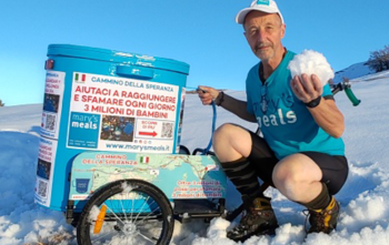 Luigi, volunteer with Mary's Meals Italy, on a previous fundraising effort. 
