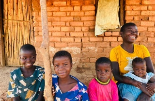 2025 - Malawi - Witinesi family