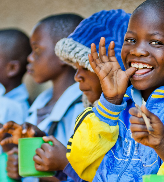 Children eating Mary's Meals