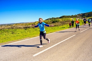 Silvia Duarte running a Marathon to raise money for Mary's Meals.