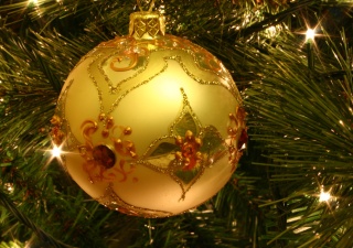 Christmas tree bauble